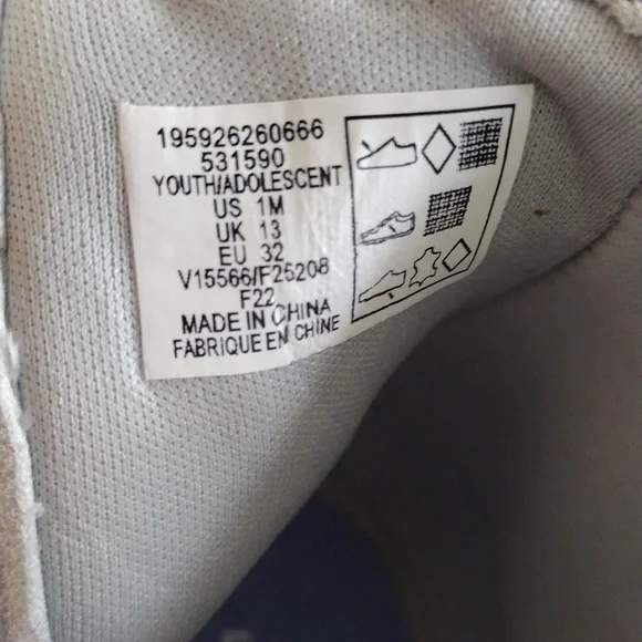 Lands' End Silver and Pink Girls Ankle Boots, Size US 1 M. - Picture 7 of 7